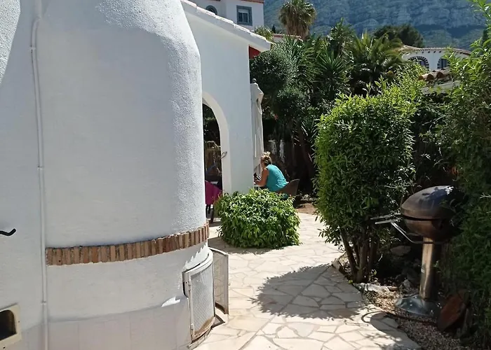 Holiday home In With Pool Near Montgo Park