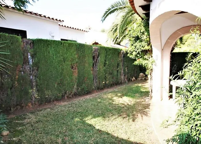 Holiday home In With Pool Near Montgo Park