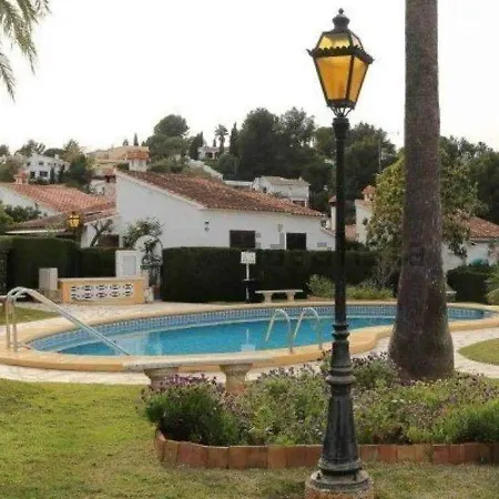 In With Pool Near Montgo Park Nyaraló *