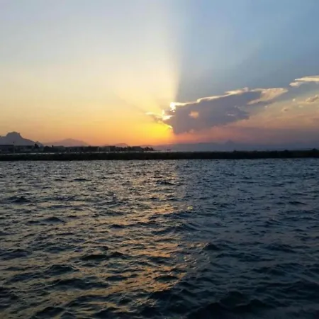 Дом отдыха In With Pool Near Montgo Park