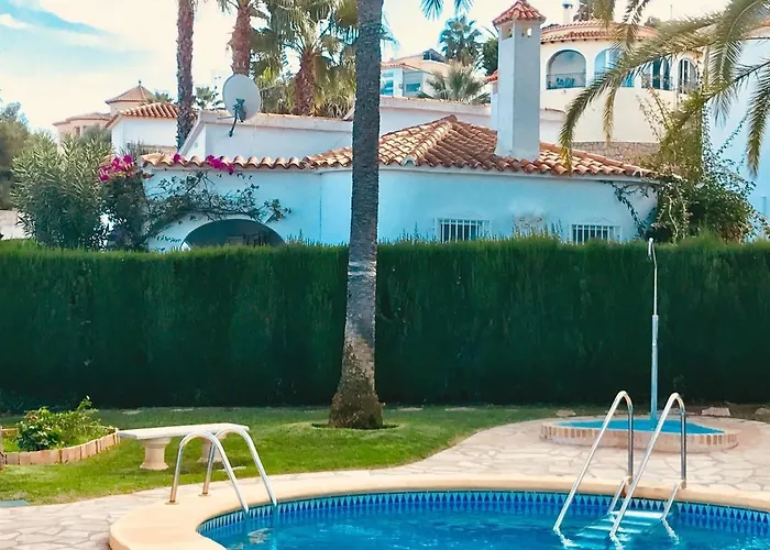 Дом отдыха In With Pool Near Montgo Park Дения